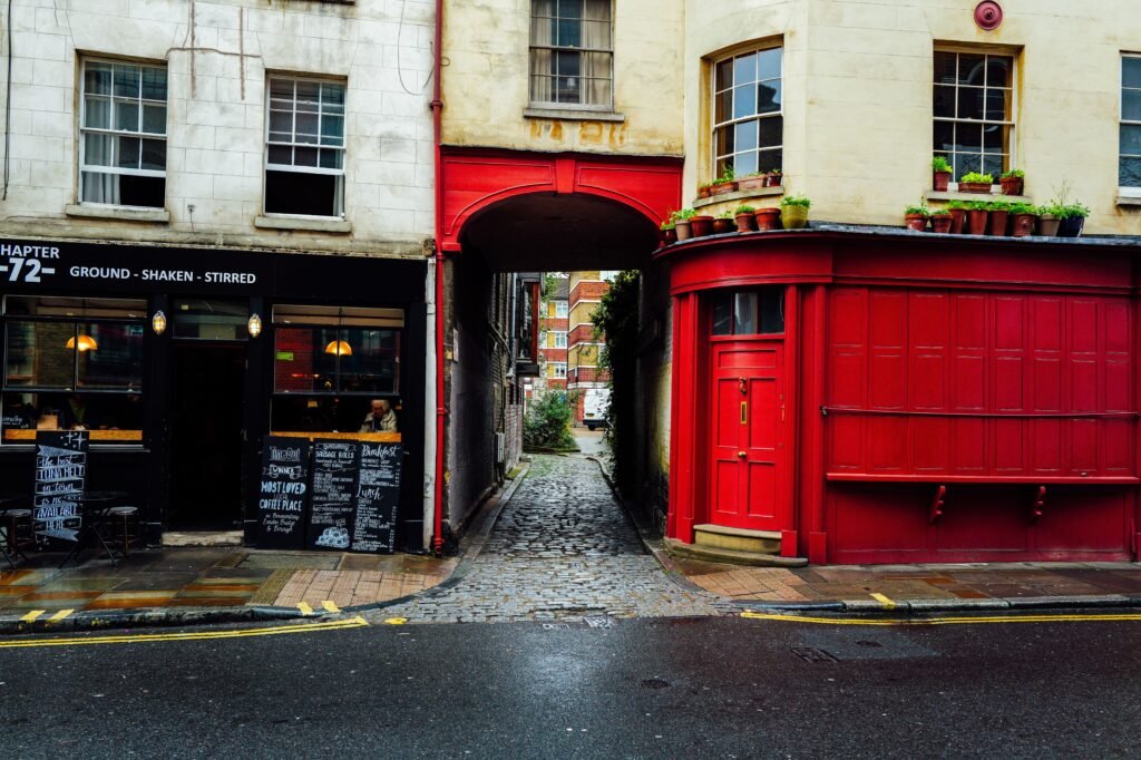 What are the best hidden gems in London? Essential Picks